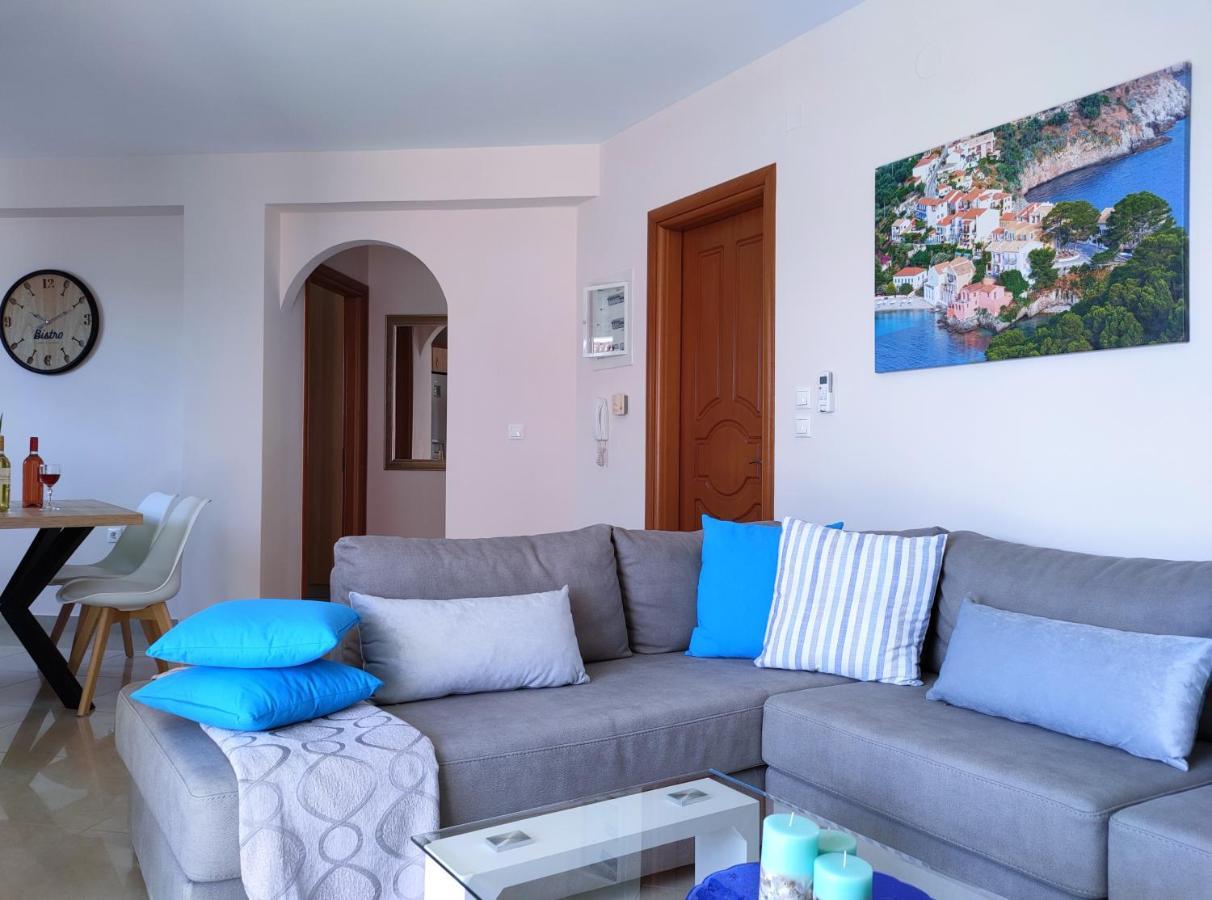 Blue Lagoon Luxury Apartment A3 아르고스톨리온 외부 사진
