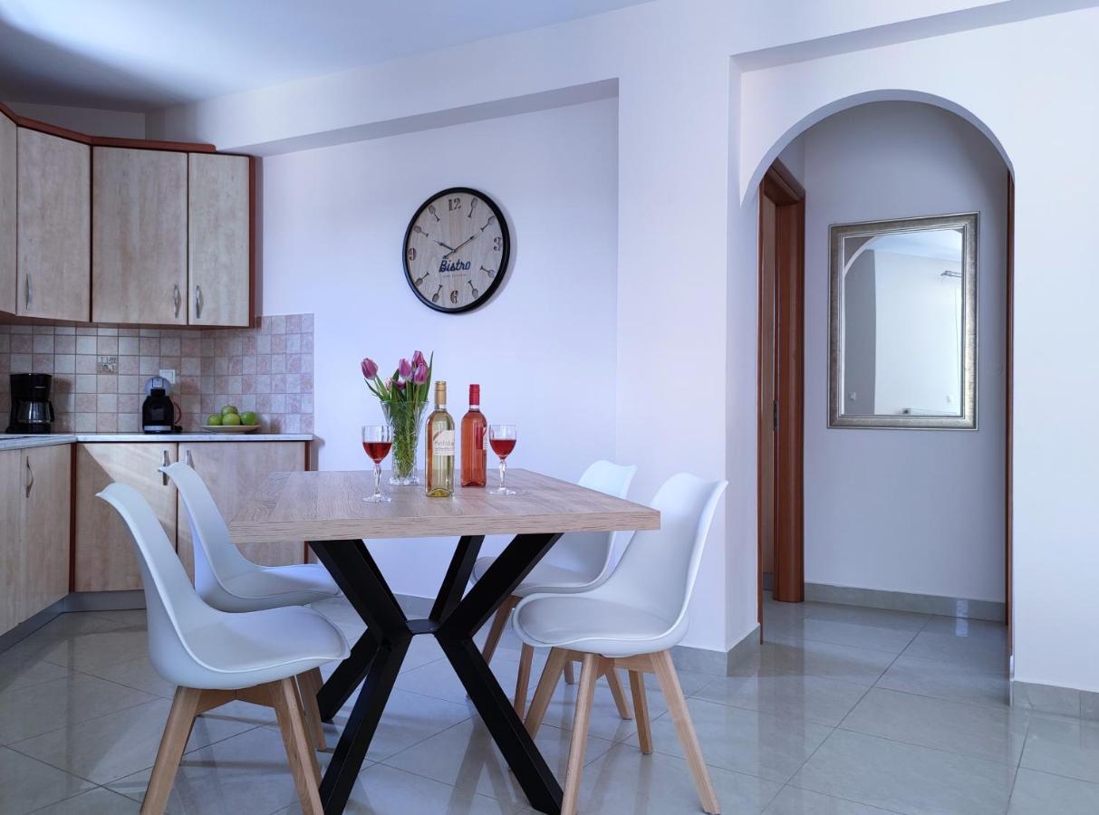 Blue Lagoon Luxury Apartment A3 아르고스톨리온 외부 사진